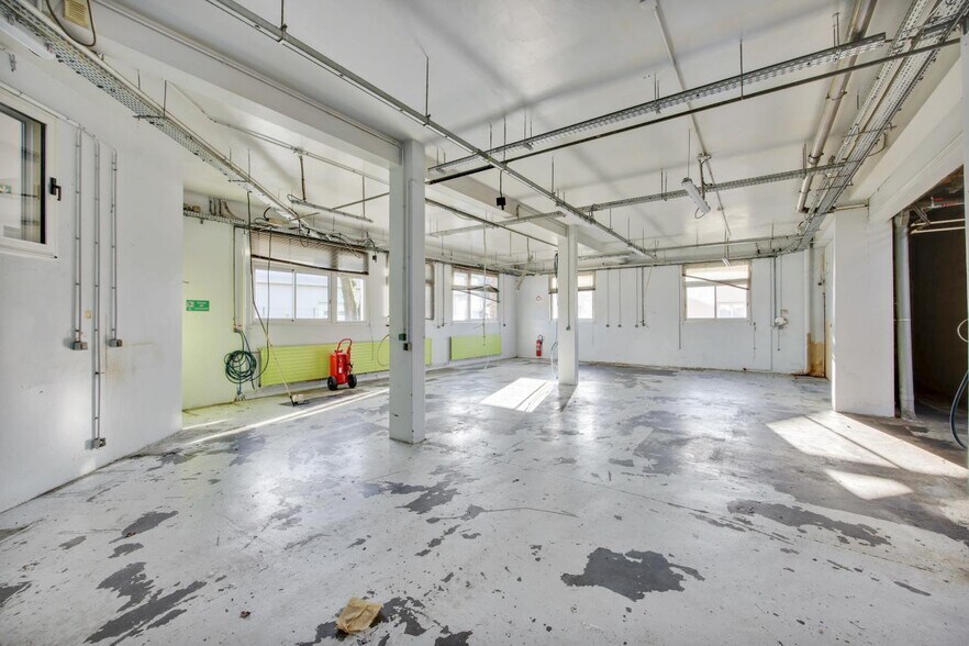 Flex in Palaiseau for sale - Interior Photo - Image 3 of 15