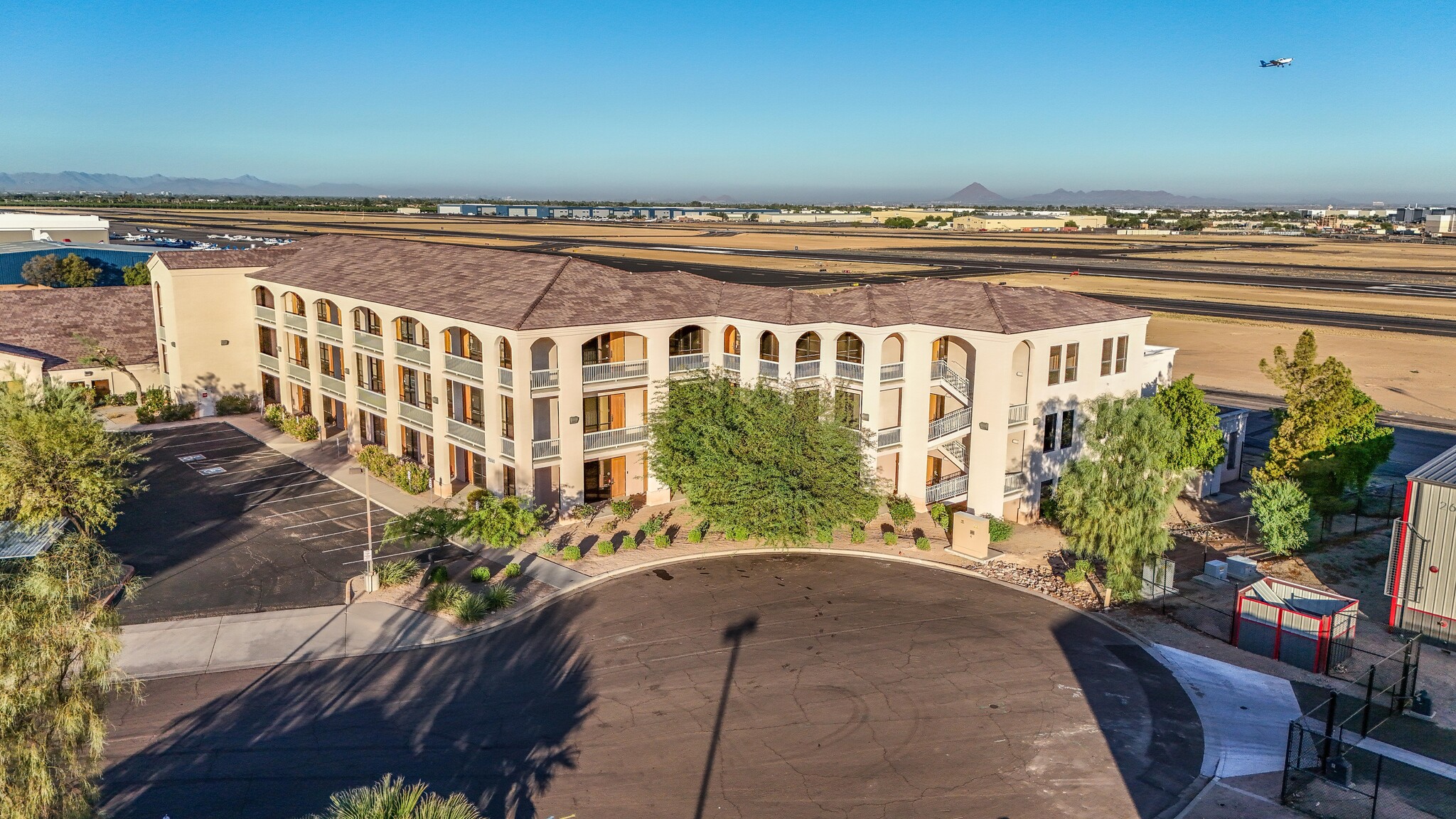 2550 N Thunderbird Cir, Mesa, AZ for lease Building Photo- Image 1 of 51