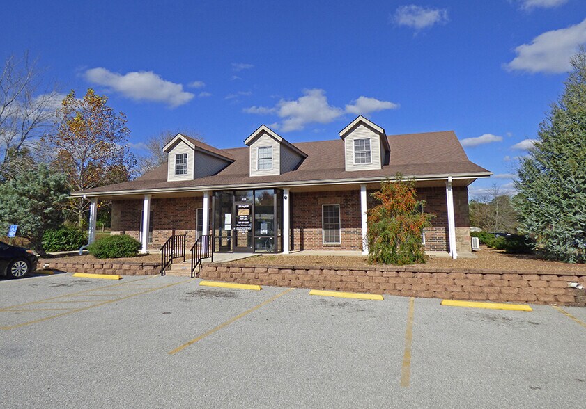 308 US-62 Hwy, Ash Flat, AR for sale - Primary Photo - Image 1 of 1