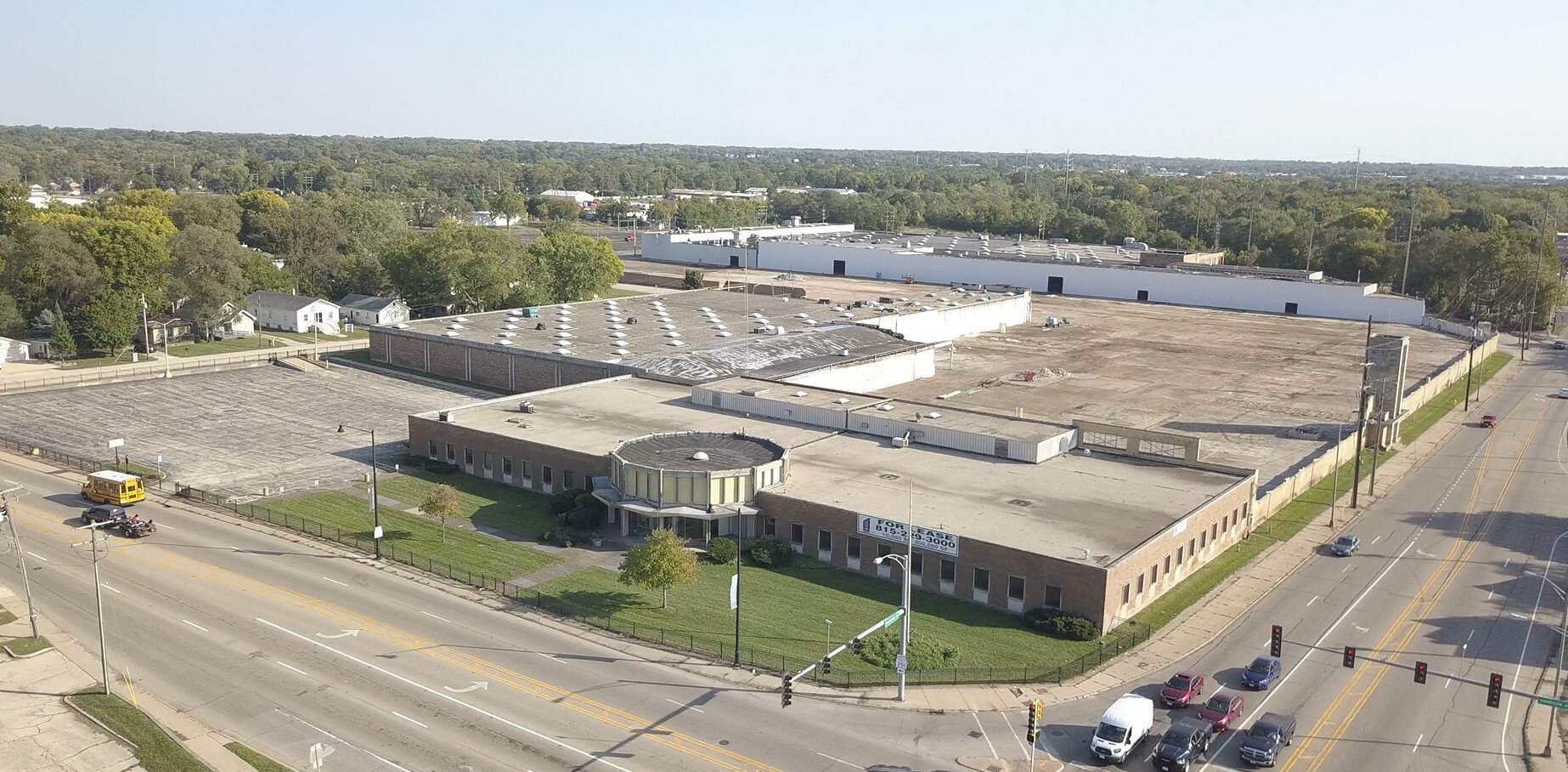 711 Harrison Ave, Rockford, IL for lease Building Photo- Image 1 of 3