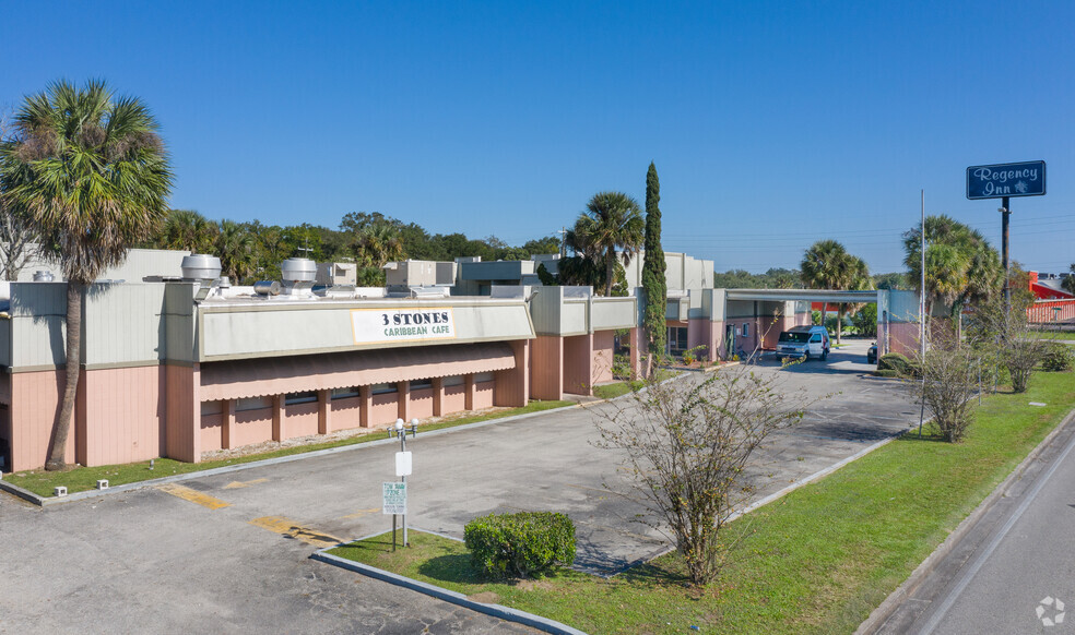 6237 Arlington Expy, Jacksonville, FL for sale - Building Photo - Image 2 of 7