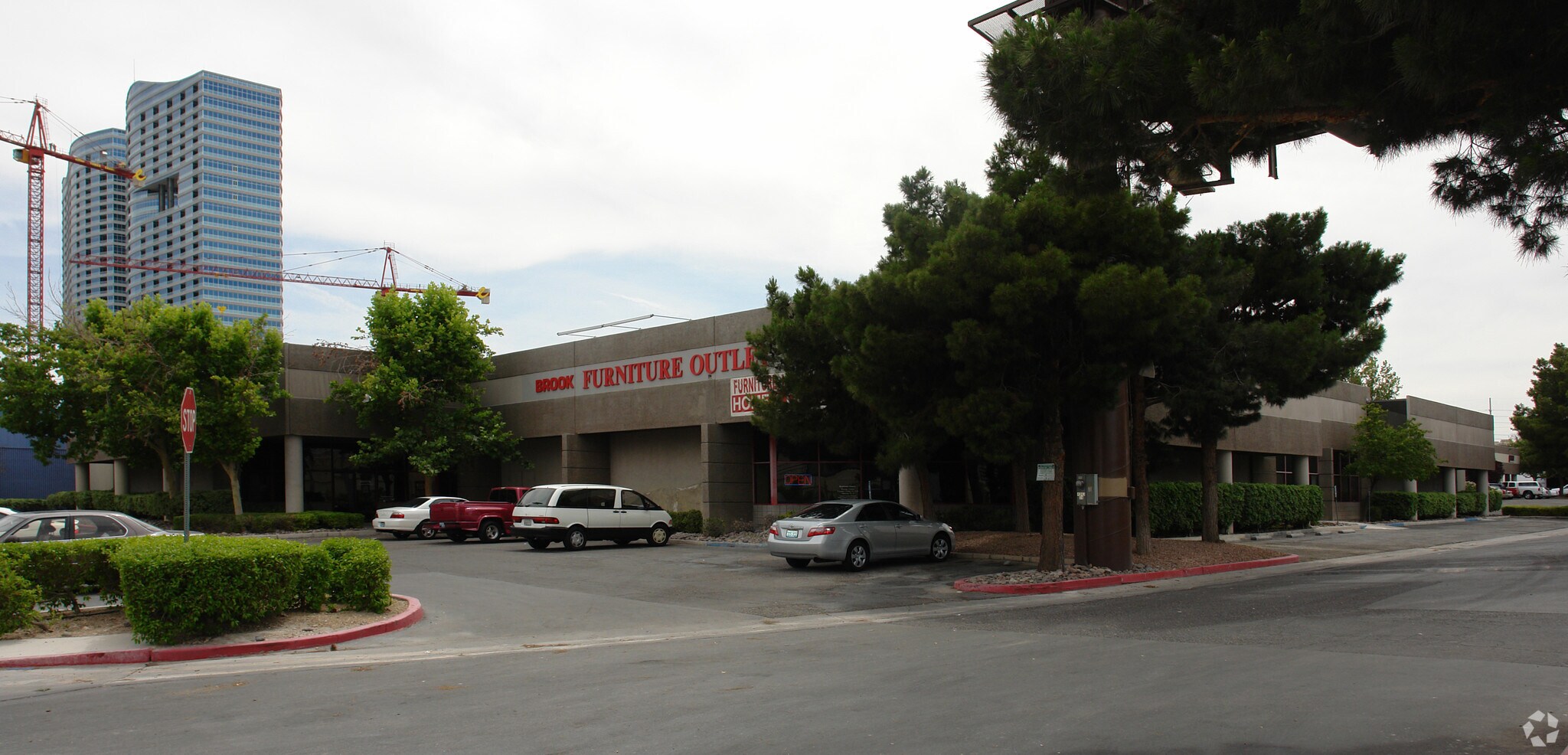 4345 Dean Martin Dr, Las Vegas, NV for sale Primary Photo- Image 1 of 3