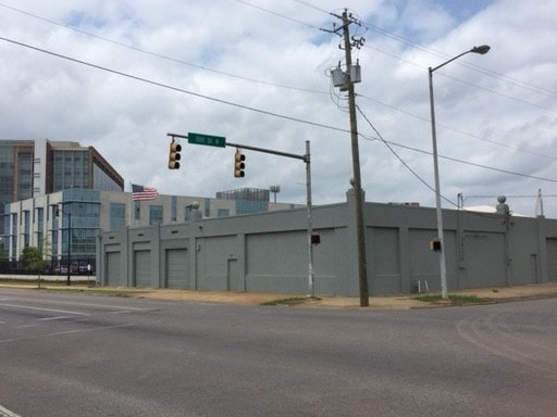 1430 Reverend Abraham Woods Jr Blvd, Birmingham, AL for sale - Primary Photo - Image 1 of 1