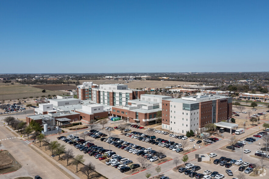 2800 E Broad St, Mansfield, TX for lease - Aerial - Image 3 of 4