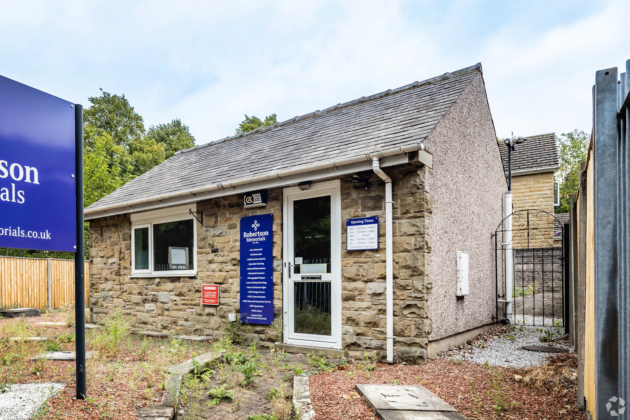 Blacker Rd, Huddersfield for sale Primary Photo- Image 1 of 1