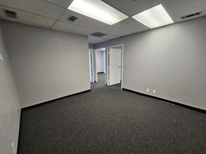 105 N Rose St, Escondido, CA for lease Interior Photo- Image 1 of 6