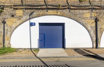 Arch 3-5 Culvert Pl, London for lease Building Photo- Image 1 of 1