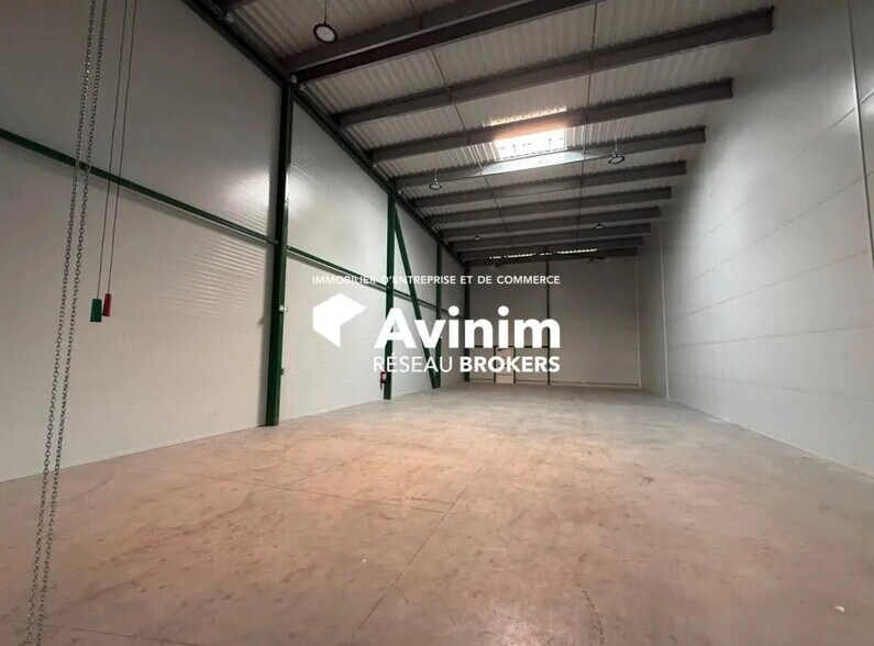 Industrial in Bernes-sur-Oise for lease - Interior Photo - Image 3 of 3