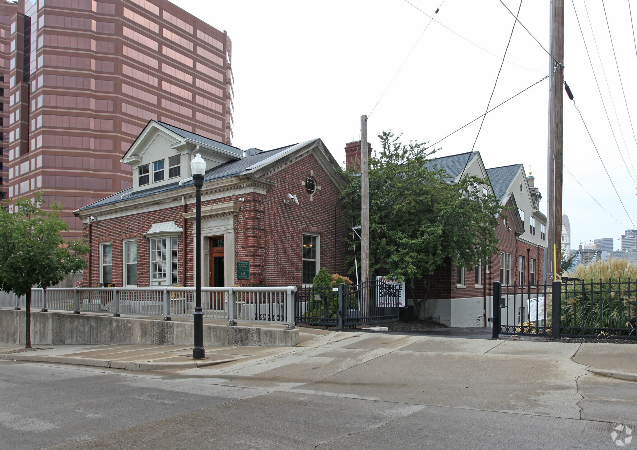 128 E 2nd St, Covington, KY for sale Primary Photo- Image 1 of 1