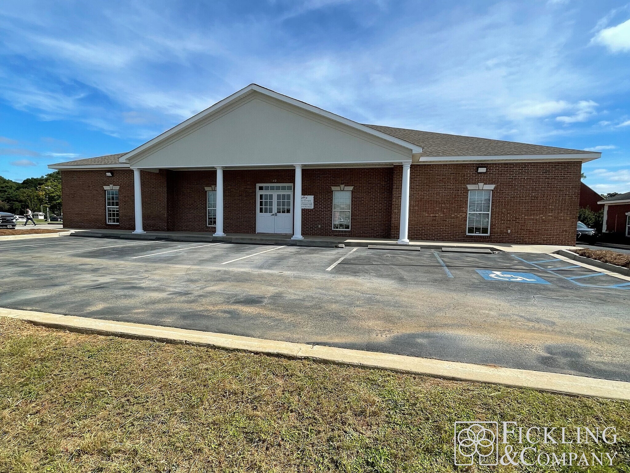 512 S Houston Lake Rd, Warner Robins, GA 31088 Office/Medical for