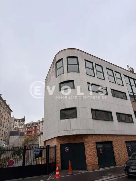 Office in Boulogne-Billancourt for lease - Building Photo - Image 2 of 11
