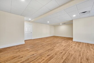 31 N Spruce St, Elizabethtown, PA for lease Building Photo- Image 1 of 6