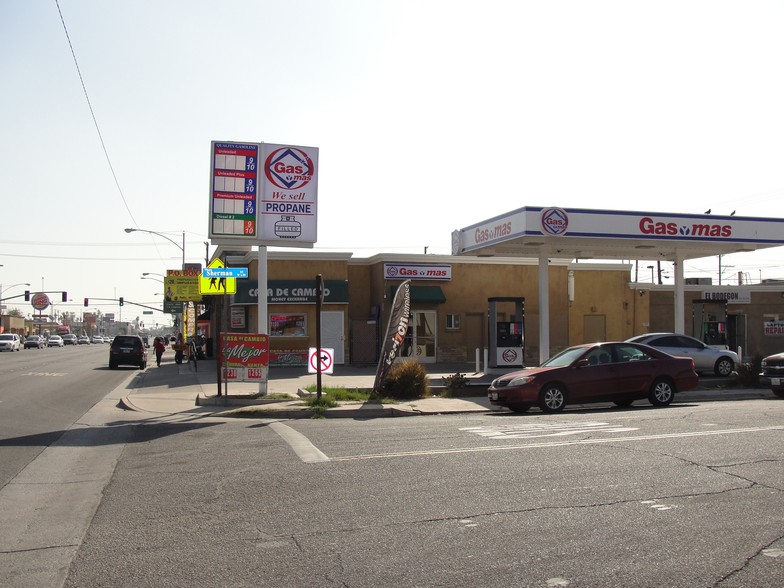 717-723 S Imperial Ave, Calexico, CA for sale - Building Photo - Image 1 of 1