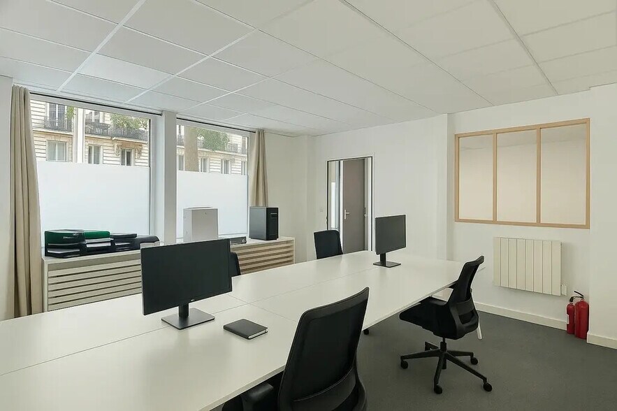 61 Avenue Du Général Michel Bizot, Paris for sale - Building Photo - Image 1 of 1