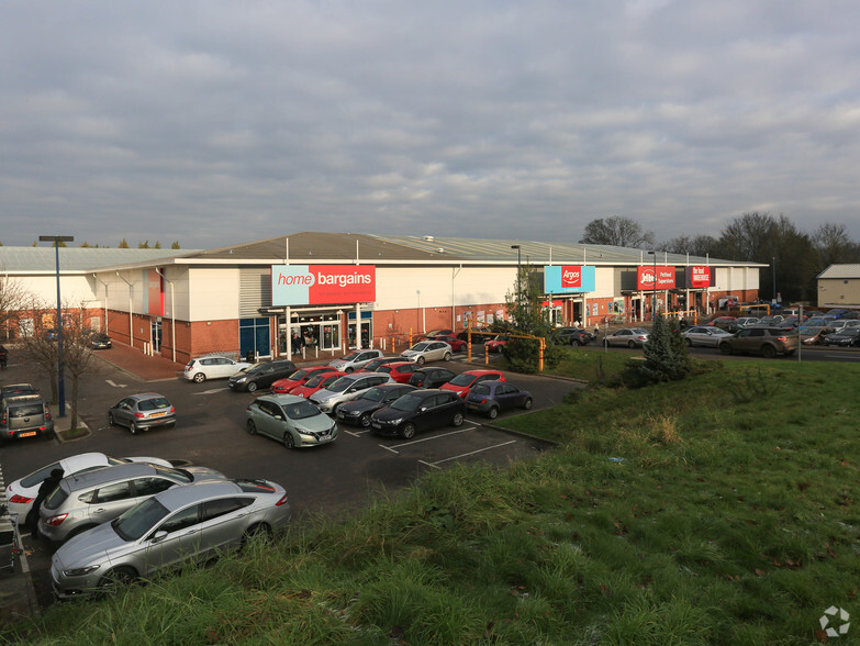 London Rd, Maidstone for lease - Primary Photo - Image 1 of 19