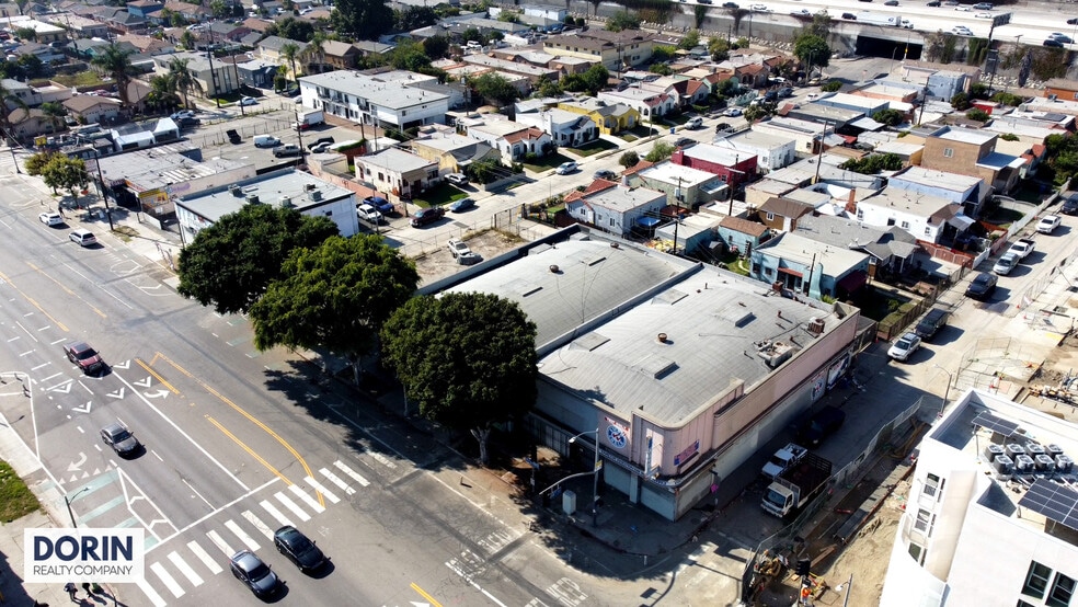 8801 Broadway, Los Angeles, CA for sale - Primary Photo - Image 1 of 7