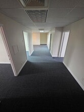 2491-2499 Palm Ridge Rd, Sanibel, FL for lease Interior Photo- Image 2 of 9