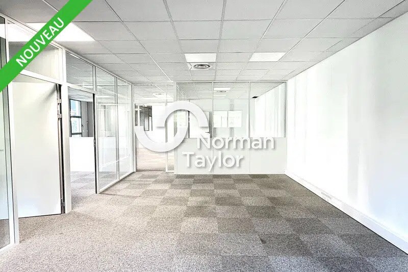 Office in Montpellier for lease Interior Photo- Image 1 of 9