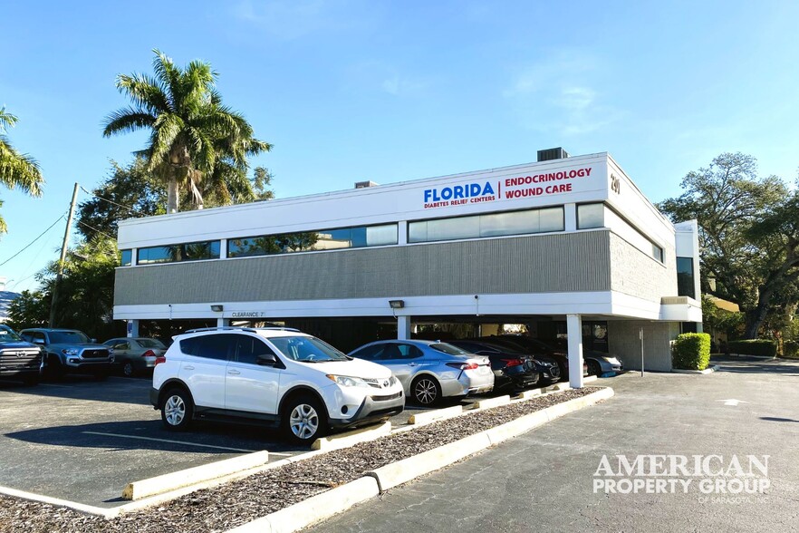 201 4th Ave, Bradenton, FL for lease - Building Photo - Image 3 of 14