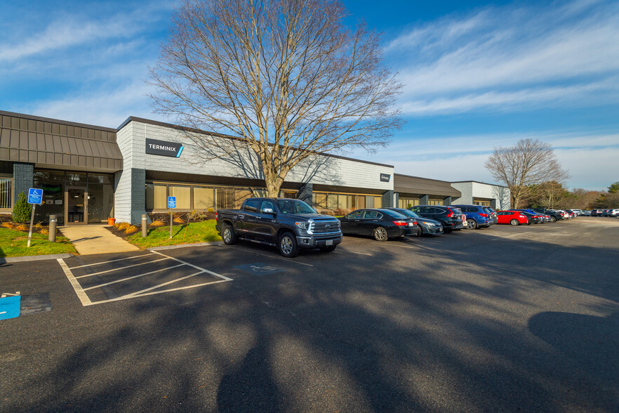 15 Commerce Way, Norton, MA for lease - Building Photo - Image 1 of 5