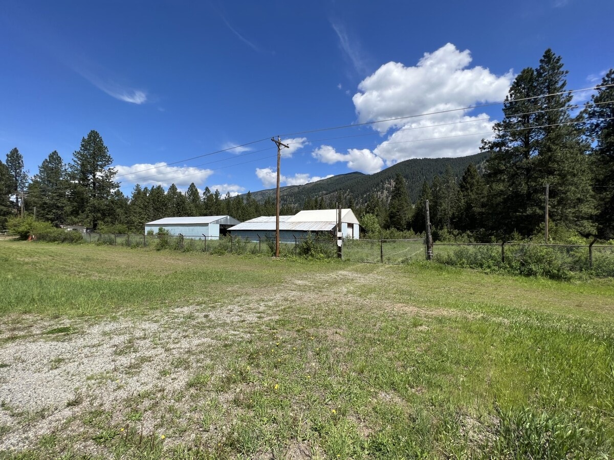 2993 MT200, Trout Creek, MT 59874