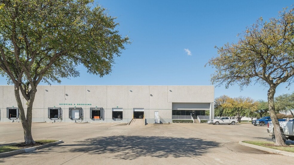 2800 E Plano Pky, Plano, TX for lease - Building Photo - Image 1 of 2