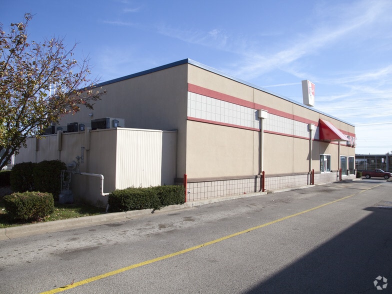 1310 E Pershing Rd, Decatur, IL for sale - Building Photo - Image 2 of 12
