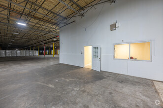 1700 Jefferson Davis Hwy, Richmond, VA for lease Interior Photo- Image 1 of 10