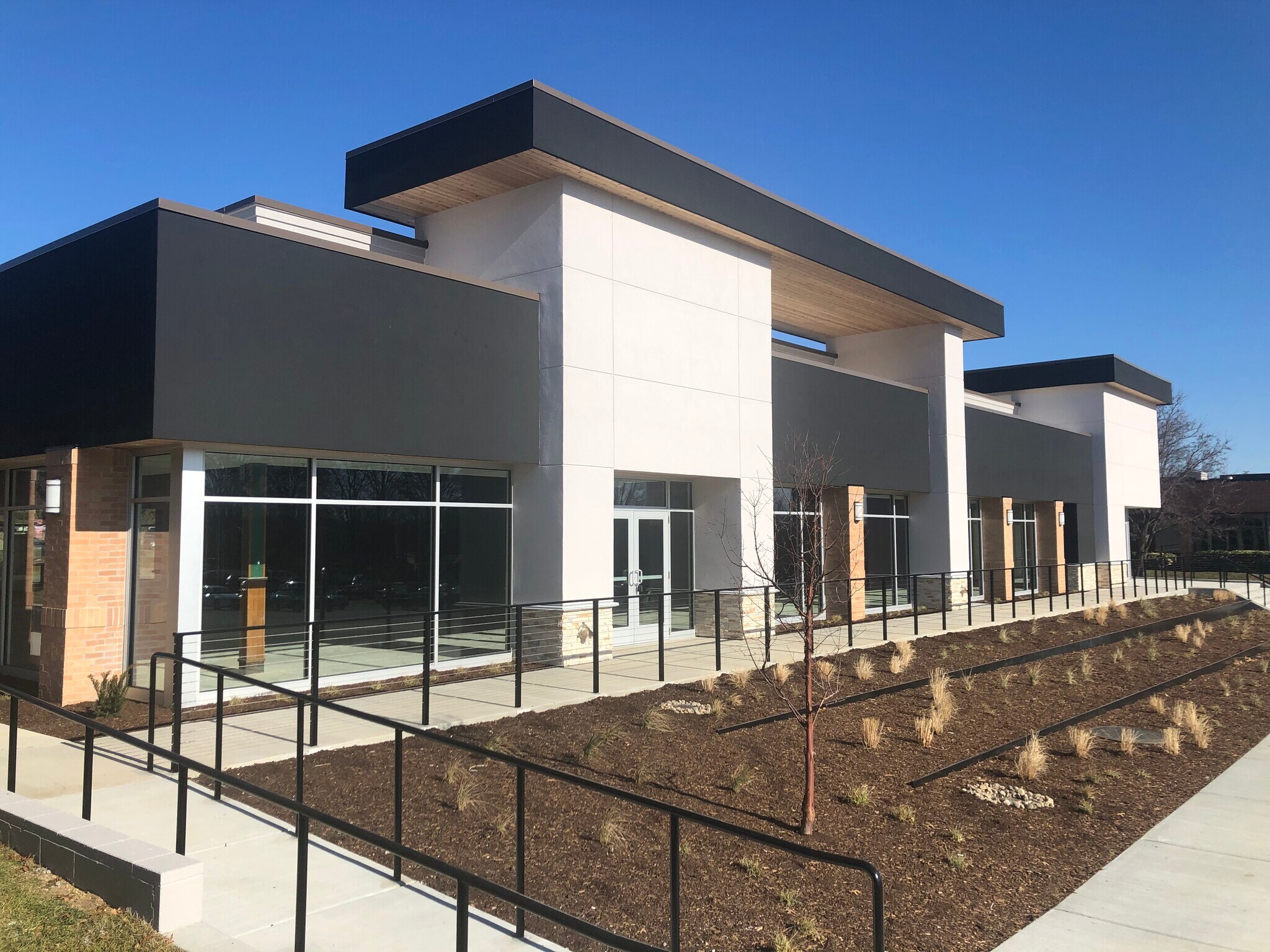 8505 College Blvd, Overland Park, KS for sale Building Photo- Image 1 of 1