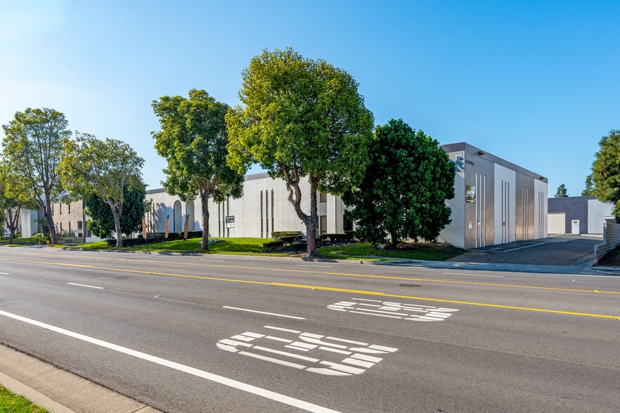 23871-23899 Madison St, Torrance, CA for lease - Building Photo - Image 2 of 13