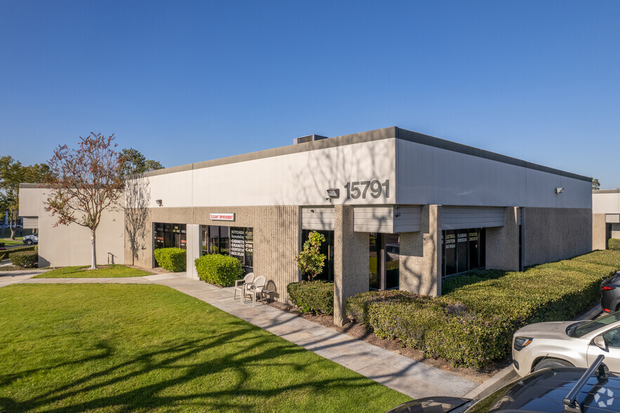 15791 Rockfield Blvd, Irvine, CA for lease - Primary Photo - Image 1 of 25