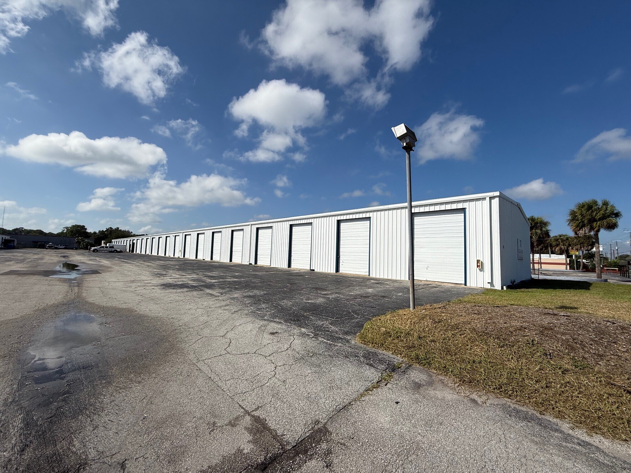 6941 W Old Nasa Blvd, Melbourne, FL for lease Building Photo- Image 1 of 5