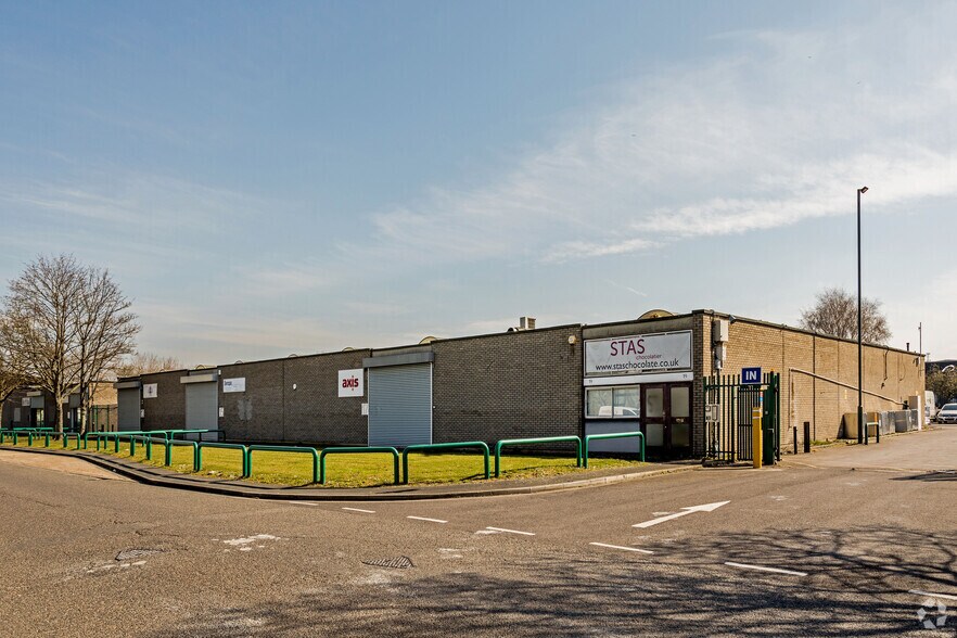 13-19 Hailey Rd, Erith for sale - Primary Photo - Image 1 of 1