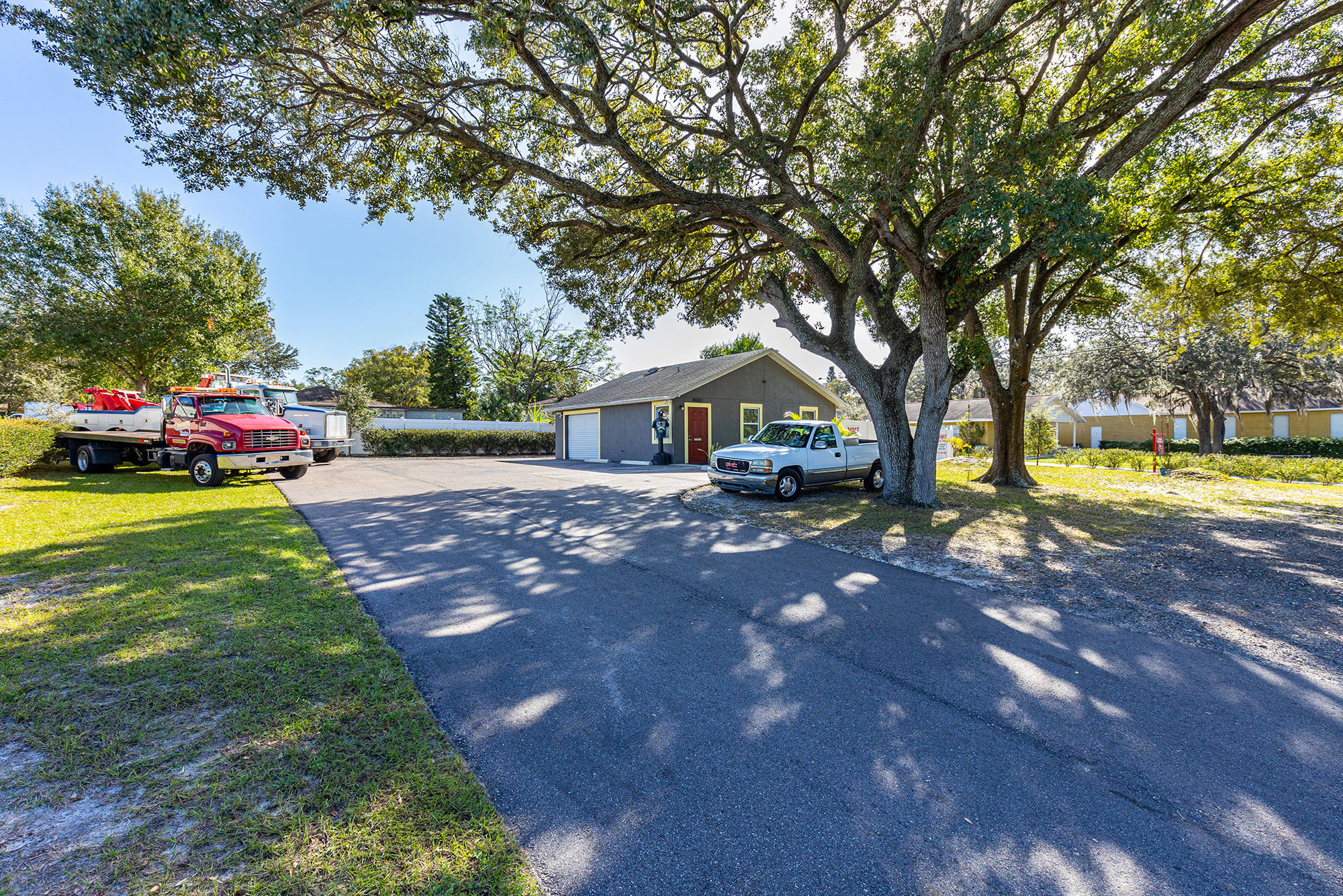 8601 N 40th St, Tampa, FL for sale Primary Photo- Image 1 of 1