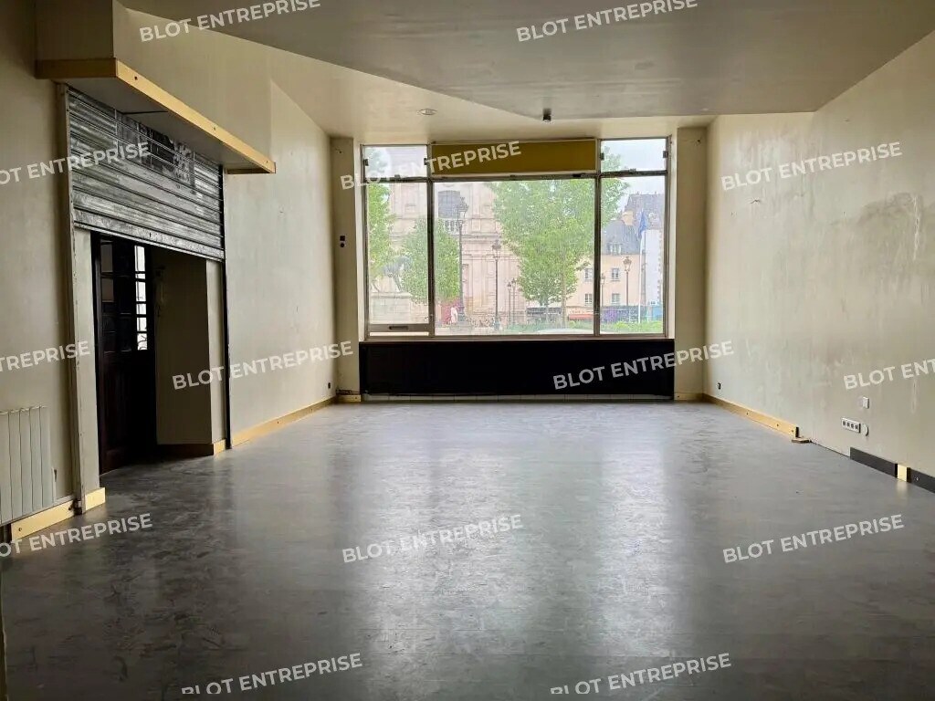 Vente Bureaux 120 m² - Photo 1