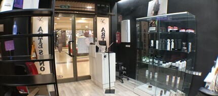 Retail in Alcalá De Henares, MAD for lease Interior Photo- Image 2 of 2