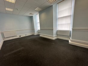 Rose Ter, Perth for lease Interior Photo- Image 2 of 6