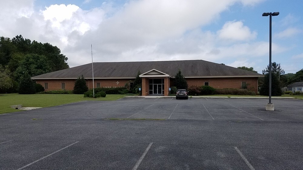 8208 Salyer Dr, Wallops Island, VA for lease Primary Photo- Image 1 of 42