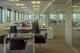 54-56 Avenue Jean Jaurès, Colombes for lease Interior Photo- Image 2 of 19