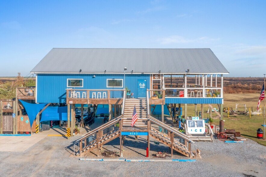 9585 Big Lake Rd, Lake Charles, LA for sale - Primary Photo - Image 1 of 1