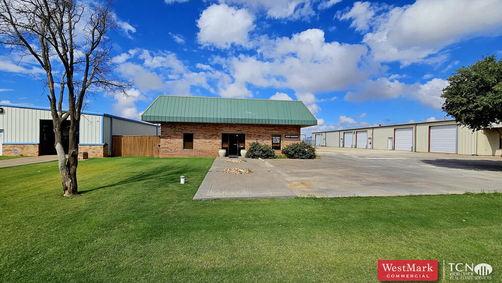 8228 Valencia Ave, Lubbock, TX for lease - Building Photo - Image 1 of 16