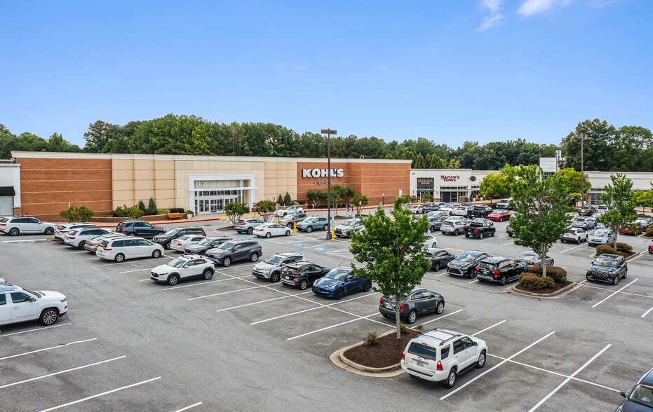1300 Johnson Ferry Rd, Marietta, GA for lease - Building Photo - Image 3 of 12