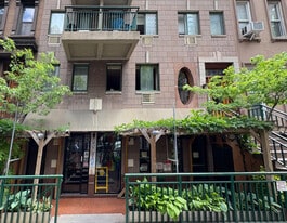 325 W 51st St, New York NY - Bar