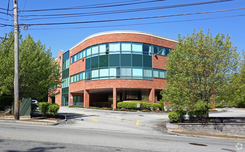 330 Bear Hill Rd, Waltham, MA for lease - Primary Photo - Image 1 of 5