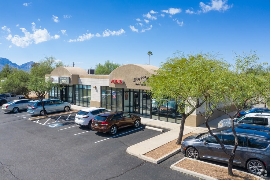 15615 N Oracle Rd, Catalina, AZ for sale - Building Photo - Image 1 of 1