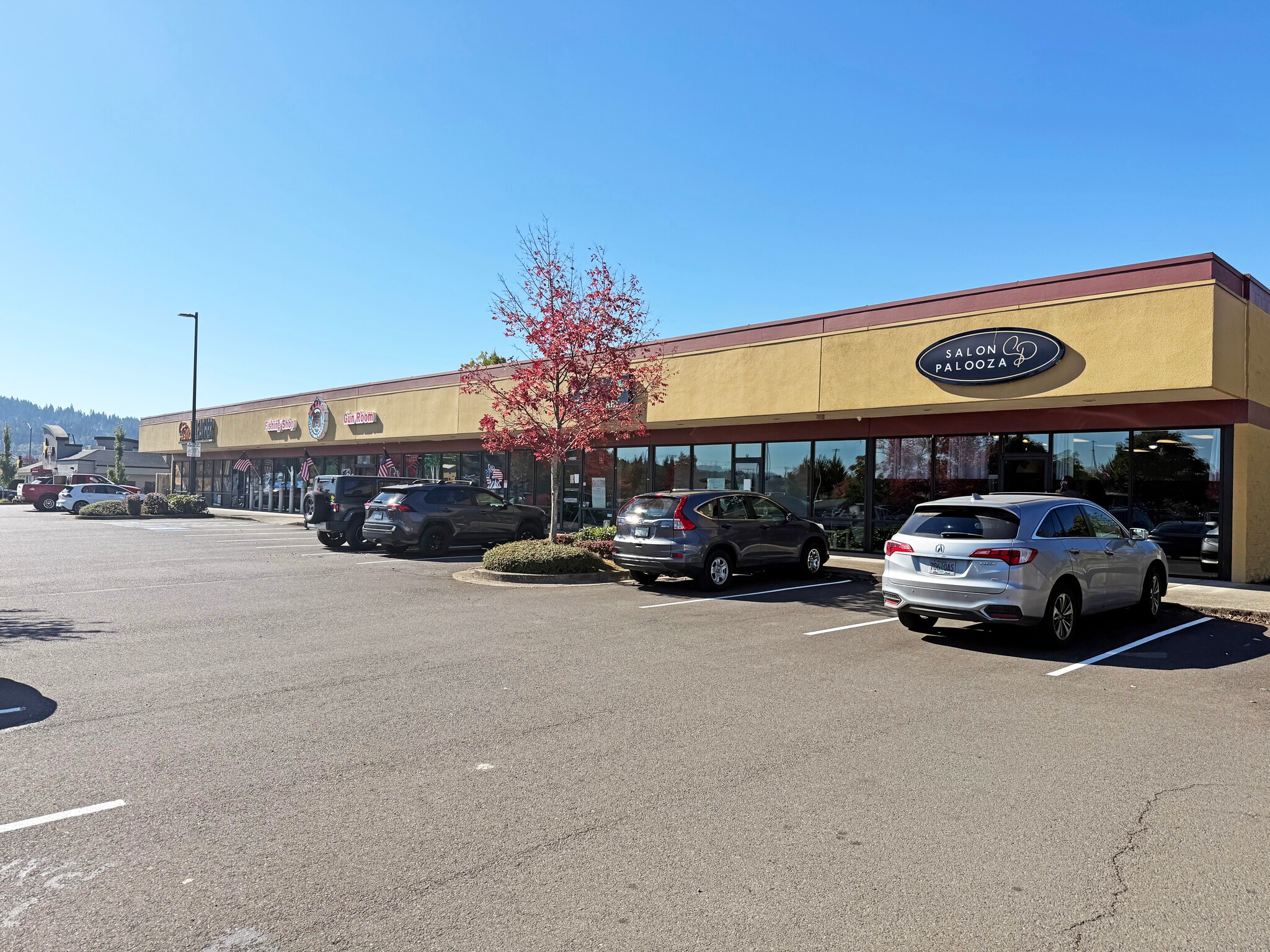 1005-1040 Bailey Hill Rd, Eugene, OR for lease Building Photo- Image 1 of 14