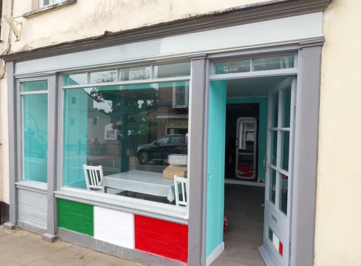 49 High Street, Crediton for sale Building Photo- Image 1 of 1