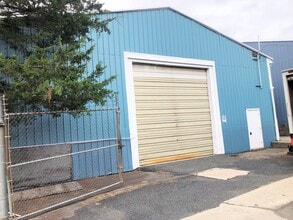 3003 Main St, Green Lane, PA for lease Building Photo- Image 1 of 7