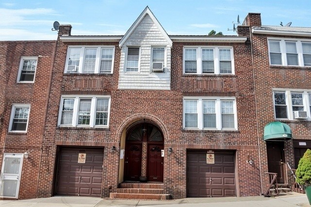 74-76 St Pauls Ave, Staten Island, NY for sale - Building Photo - Image 1 of 1