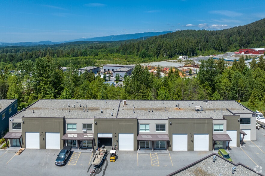 12835 Lilley Dr, Maple Ridge, BC for lease - Building Photo - Image 3 of 6